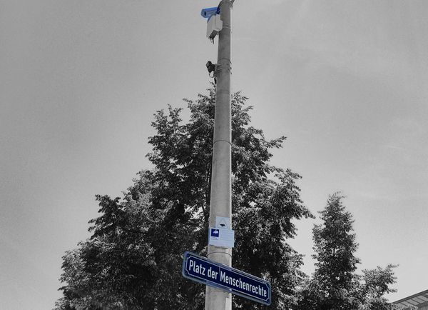 CCC ehrt das ETSI mit einem Big Brother Award